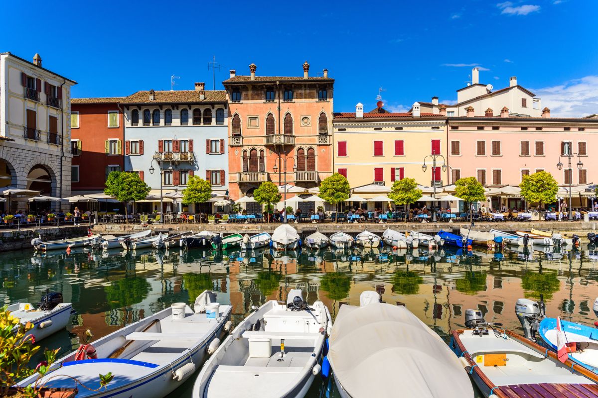 Desenzano e la Riviera dei Limoni: l’incantevole sponda lombarda del Lago di Garda